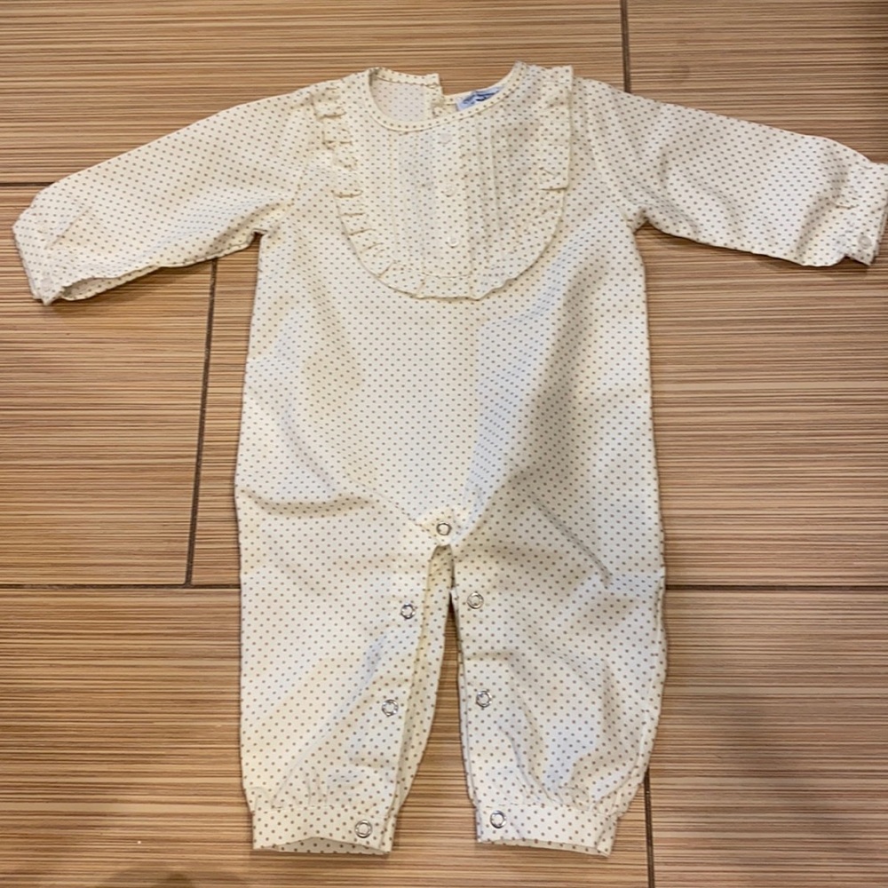 Blue Comme Gris Polka dot baby onesie